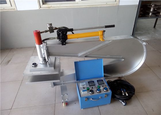 Máquina manual de la reparación de la correa de goma de la prensa hidráulica equipada de las ruedas